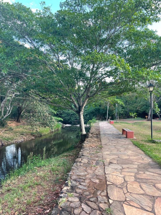 Beira Rio - Parque Da Carioca - Centro Historico Lodge Goias